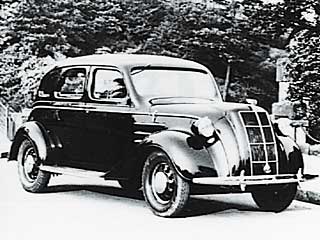 Toyoda Model AA Sedan, AB phaeton and GA truck are announced.